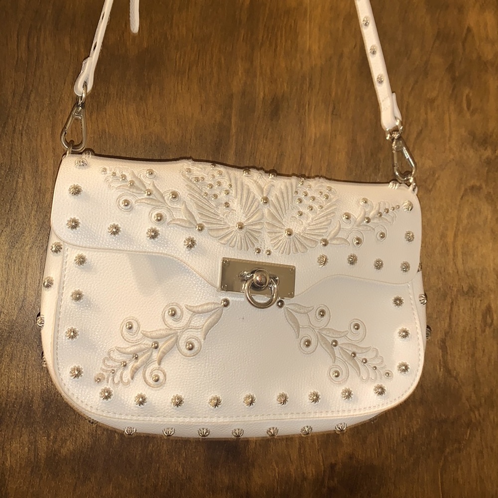 Crossbody purse
